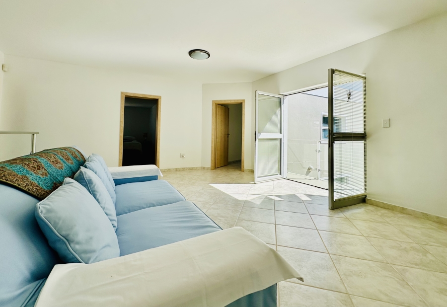 5 Bedroom Property for Sale in Vermont Western Cape